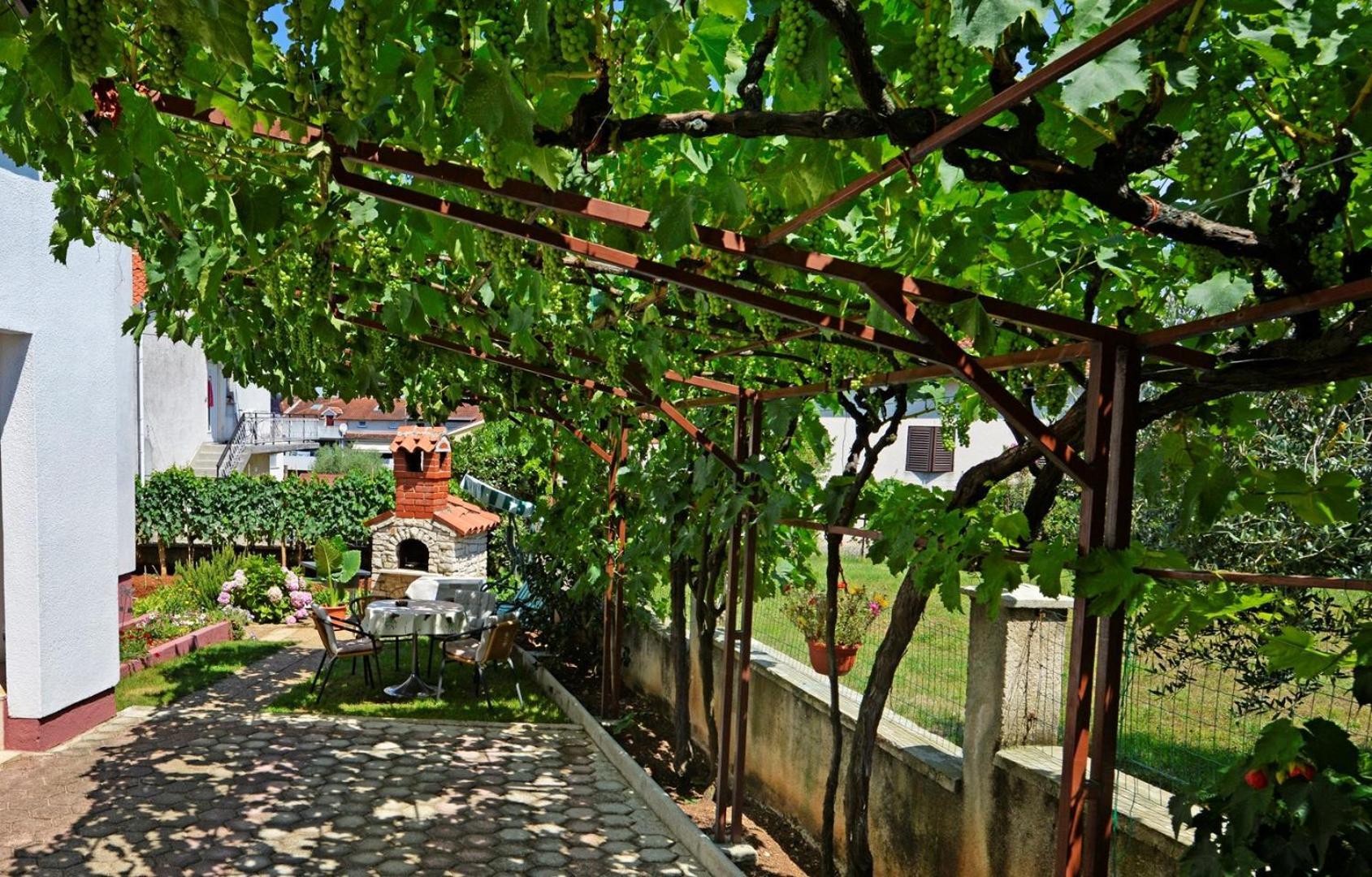 Apartment Complex Nevia Πόρετς Εξωτερικό φωτογραφία
