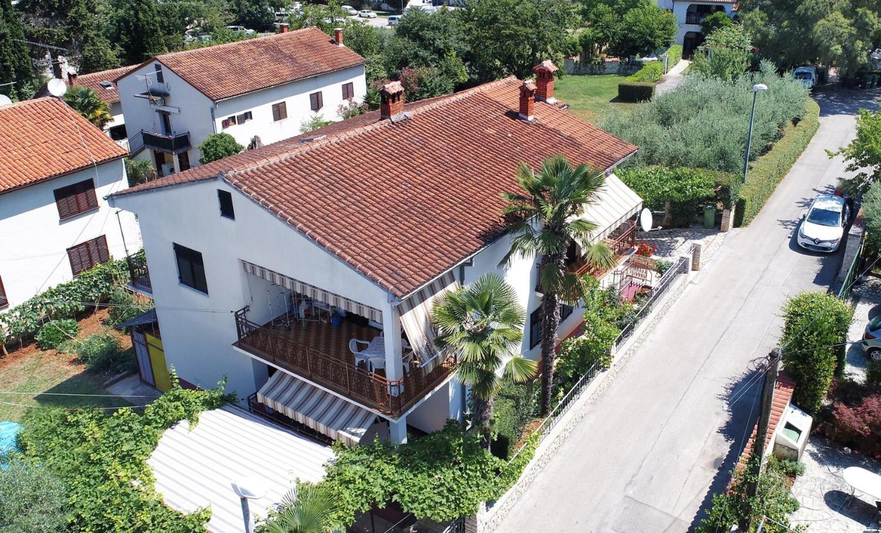 Apartment Complex Nevia Πόρετς Εξωτερικό φωτογραφία