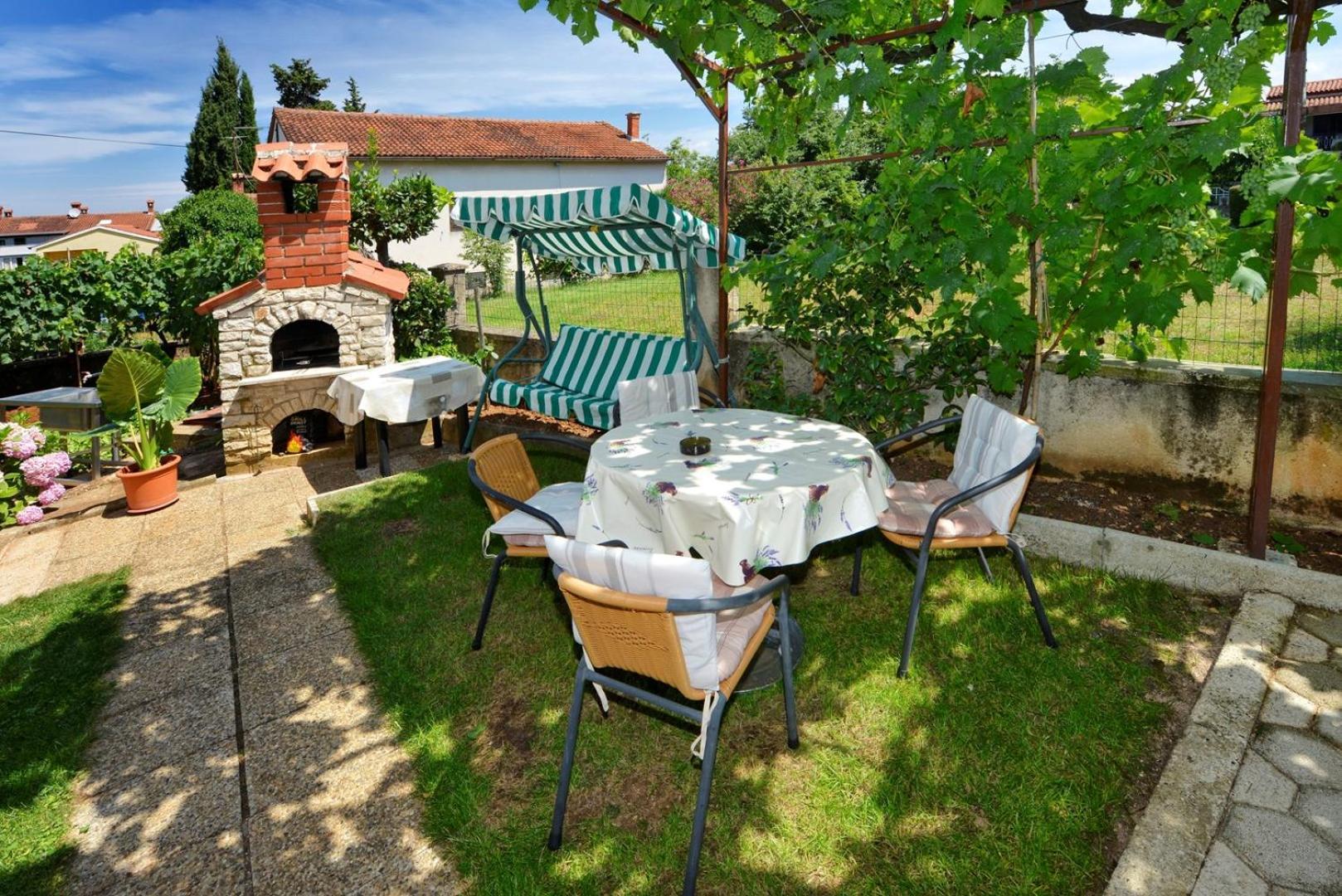 Apartment Complex Nevia Πόρετς Εξωτερικό φωτογραφία
