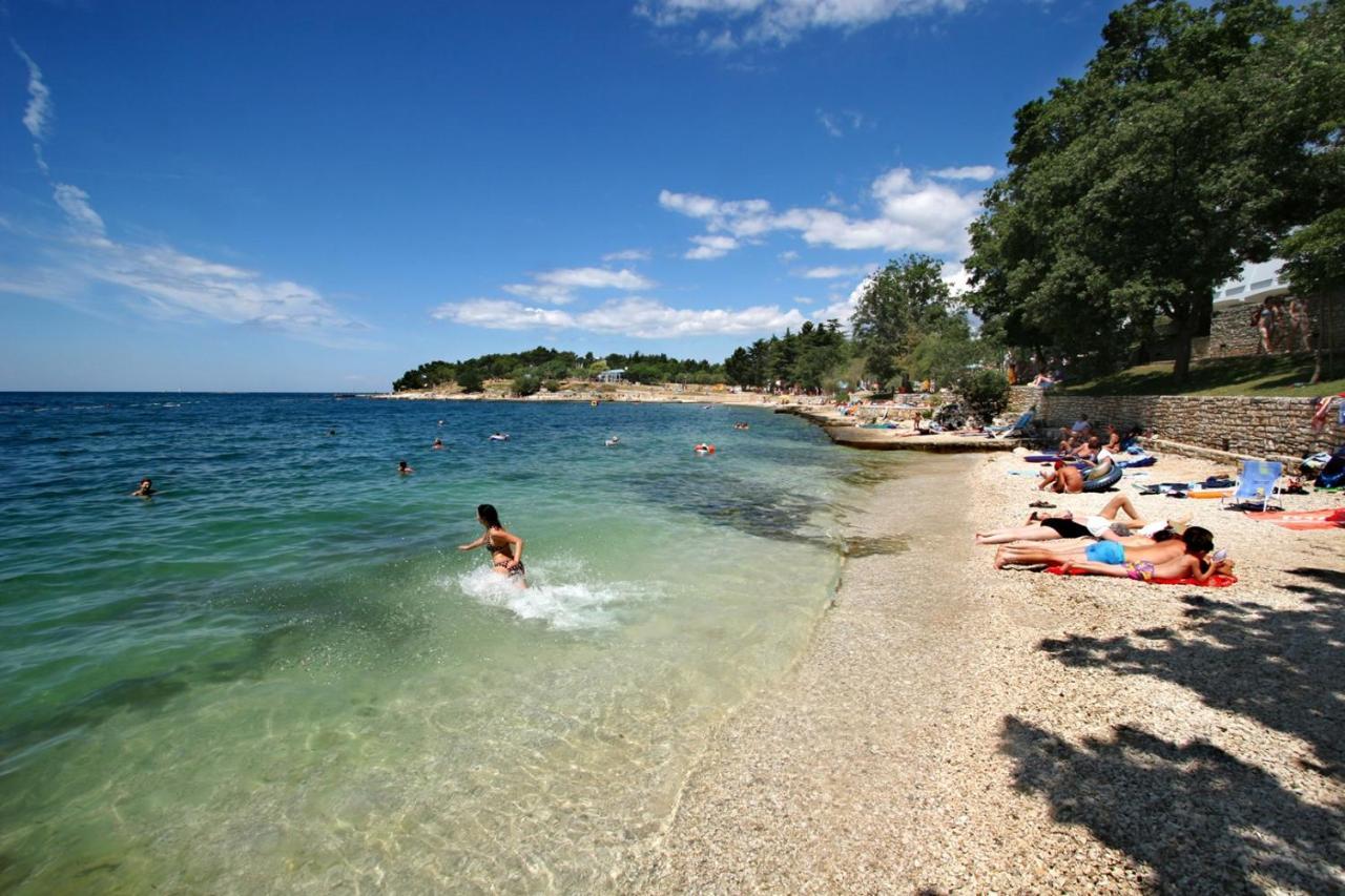 Apartment Complex Nevia Πόρετς Εξωτερικό φωτογραφία