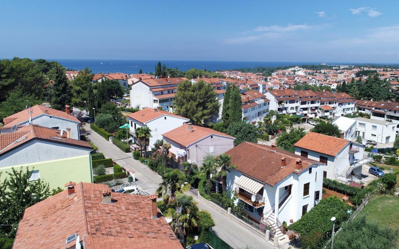 Apartment Complex Nevia Πόρετς Εξωτερικό φωτογραφία